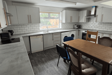 10 bed house, Parsonage Road, Withington, Manchester, M204NG - Image 12