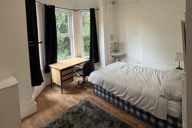 10 bed house, Parsonage Road, Withington, Manchester, M204NG - Image 2