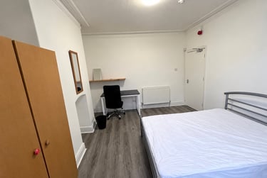 5 bed house, Claremont Road, Victoria Park, Manchester, M145WU - Image 1