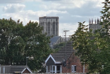 4 bed house, White Cross Road, The Groves, York, YO318JR - Image 1