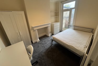 6 bed house, Eldon Street, The Groves, York, YO317NE - Image 2