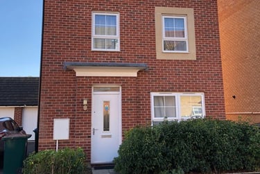 5 bed house, Brambling Avenue, Canley, Coventry, CV48NH - Image 1
