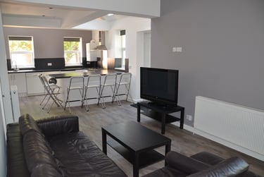 6 bed house, Derby Road, Radford, Nottingham, NG71NX - Image 3