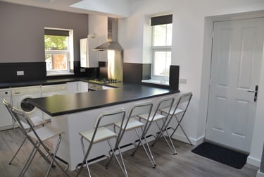 6 bed house, Derby Road, Radford, Nottingham, NG71NX - Image 5