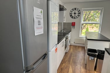 9 bed house, Brentwood, Seedley, Salford, M68QU - Image 4