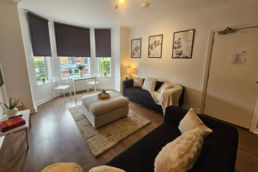 9 bed house, Brentwood, Seedley, Salford, M68QU - Image 2