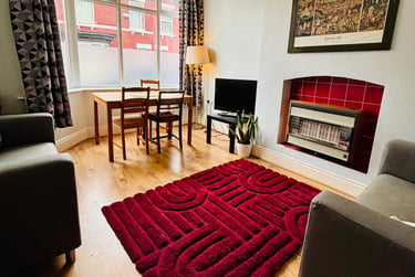 4 bed house, Deyne Avenue, Rusholme, Manchester, M145SY - Image 1