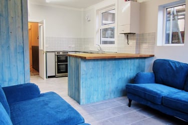 6 bed house, Longmead Avenue, Ashley Down, Bristol, BS78QB - Image 2