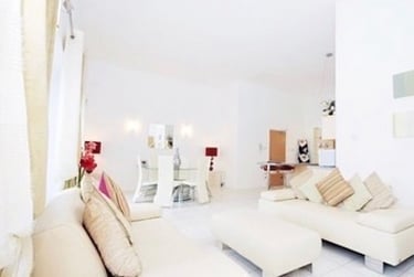 1 bed flat, Grandholm Crescent, Woodside, Aberdeen, AB228BB - Image 2