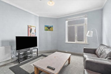 5 bed house, Armada Street, North Hill, Plymouth, PL48LS - Image 1