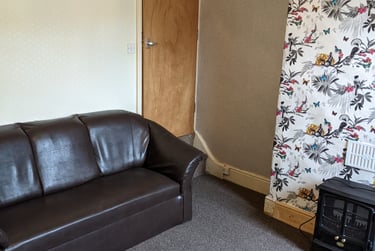4 bed house, City road, Dunkirk, Nottingham, NG72JL - Image 2