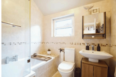 3 bed house, Danygraig Road, St Thomas, Swansea, SA18LZ - Image 2
