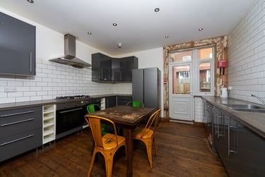 9 bed house, Cawdor Road, Fallowfield, Manchester, M144QL - Image 3
