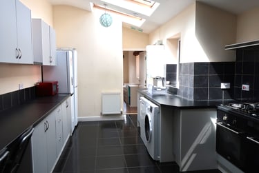 6 bed house, Dartmouth Road, Selly Park, Birmingham, B296DR - Image 10