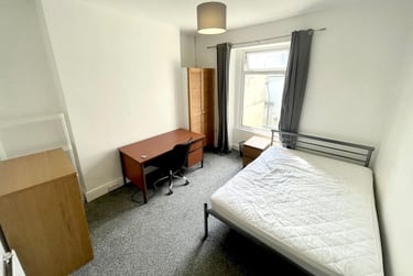 4 bed house, Nelson Street, Greenbank, Plymouth, PL48ND - Image 6
