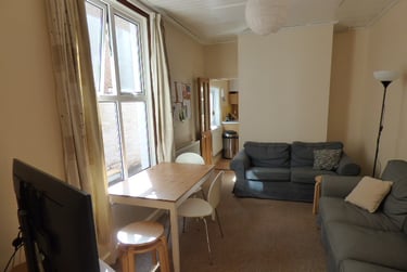 5 bed house, Norman Road, Southsea, Portsmouth, PO40LP - Image 2