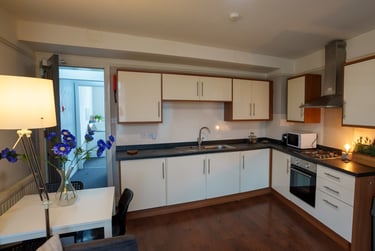 3 bed flat, Kensington, Liverpool, L72RF - Image 2