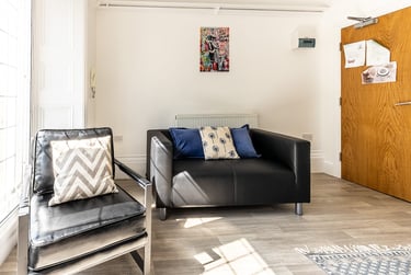 3 bed flat, Park Drive, Edgerton, Huddersfield, HD14EB - Image 3
