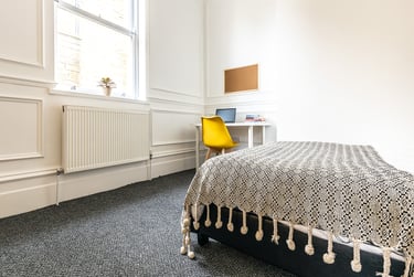 3 bed flat, Park Drive, Edgerton, Huddersfield, HD14EB - Image 10
