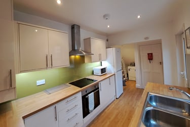 4 bed house, Hind street, Near university, Preston, PR18JJ - Image 5