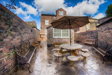 11 bed house, Dickenson Road, Rusholme, Manchester, M145HT - Image 1