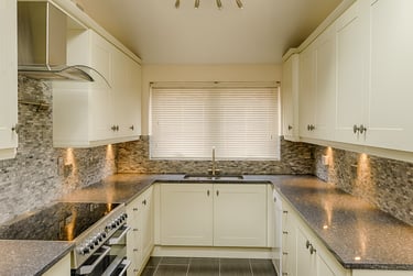 5 bed house, Richmond grove, Victoria park, Manchester, M130DH - Image 2