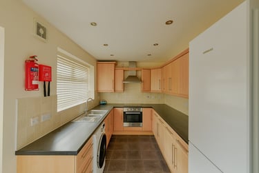 5 bed house, Hathersage road, Victoria park, Manchester, M130EJ - Image 4
