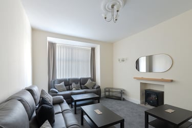 7 bed house, Argyle Avenue, Victoria park, Manchester, M145PX - Image 1
