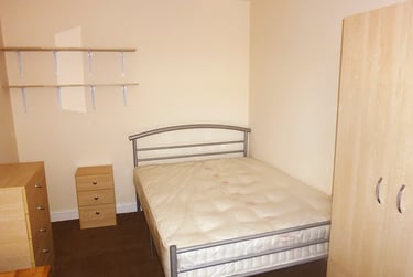4 bed house, Denham street, Victoria park, Manchester, M130FJ - Image 5