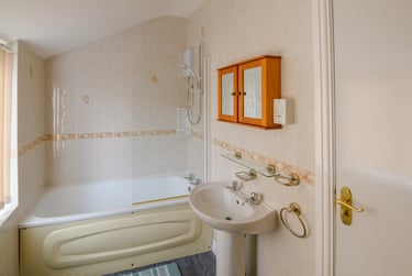 4 bed house, Fenella street, Victoria park, Manchester, M130DT - Image 3