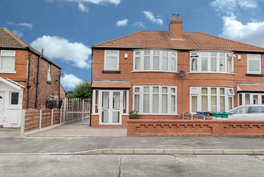 4 bed house, Finchley road, Fallowfield, Manchester, M146EW - Image 1