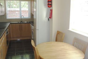 4 bed house, Denham street, Victoria park, Manchester, M130FJ - Image 12