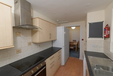 5 bed house, Hathersage road, Victoria park, Manchester, M130EJ - Image 3