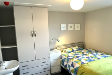 6 bed house, Ashford Street, Shelton, Stoke, ST42EN - Image 9