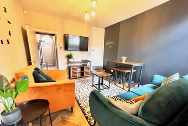 3 bed house, Guildford Street, Shelton, Stoke, ST42EP - Image 2