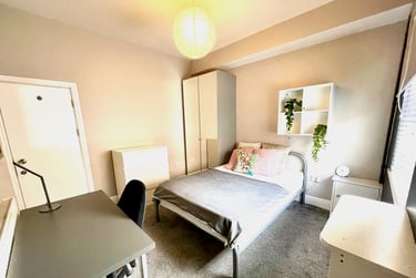 3 bed house, Ashford Street, Shelton, Stoke, ST42EL - Image 8
