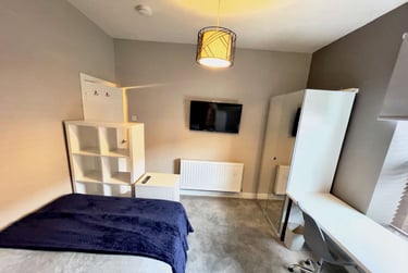 3 bed house, Guildford Street, Shelton, Stoke, ST42EP - Image 11