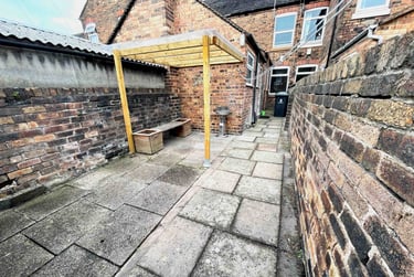 3 bed house, Guildford Street, Shelton, Stoke, ST42EP - Image 13