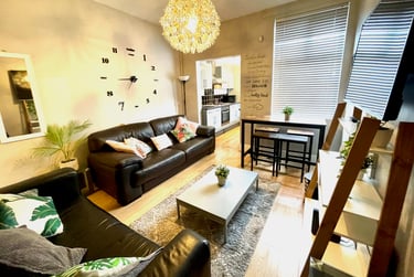 3 bed house, Ashford Street, Shelton, Stoke, ST42EL - Image 1