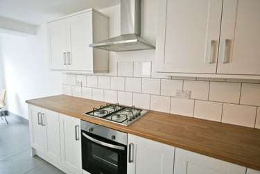 4 bed house, Carlisle Street, Splott, Cardiff, CF242DQ - Image 2