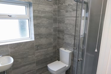 5 bed house, Hampshire street, Fratton, Portsmouth, PO15LG - Image 2