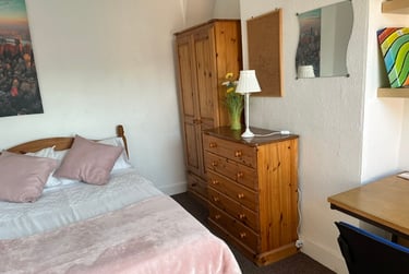 4 bed house, Burns Street, Abington, Northampton, NN13QE - Image 8
