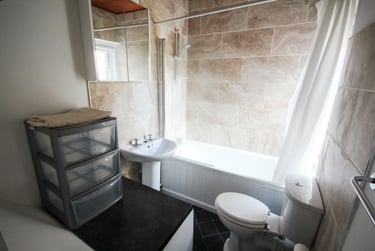 5 bed house, Telephone Road (popular student road), Near university, Portsmouth, PO40AZ - Image 13
