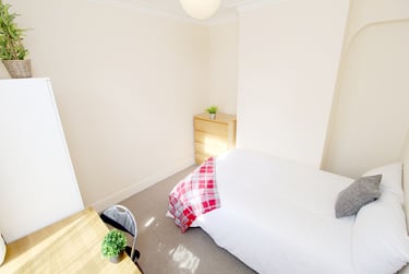 5 bed house, Harrow Road, University of Portsmouth, Portsmouth, PO51SJ - Image 4