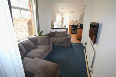 5 bed house, Saint Augustine Road, Southsea, Portsmouth, PO49AD - Image 9
