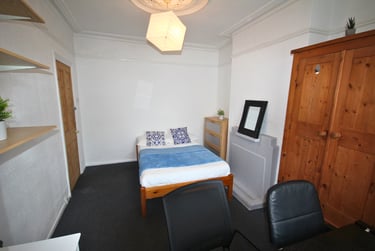 4 bed house, Heidelberg Road, Fratton, Portsmouth, PO40AS - Image 3