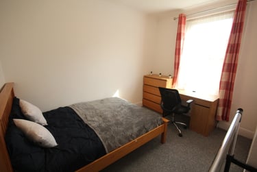 4 bed house, Mafeking Road, Southsea, Portsmouth, PO49BE - Image 4