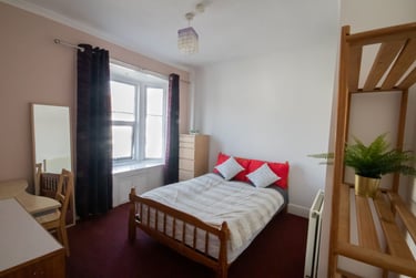 4 bed house, Jessie Road (ALL DOUBLE BEDROOMS), Southsea, Portsmouth, PO40EW - Image 4
