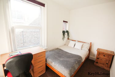 6 bed house, Francis Avenue, Southsea, Portsmouth, PO40HN - Image 8