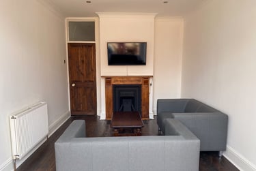 4 bed house, Devonshire Square, Southsea, Portsmouth, PO40JJ - Image 3